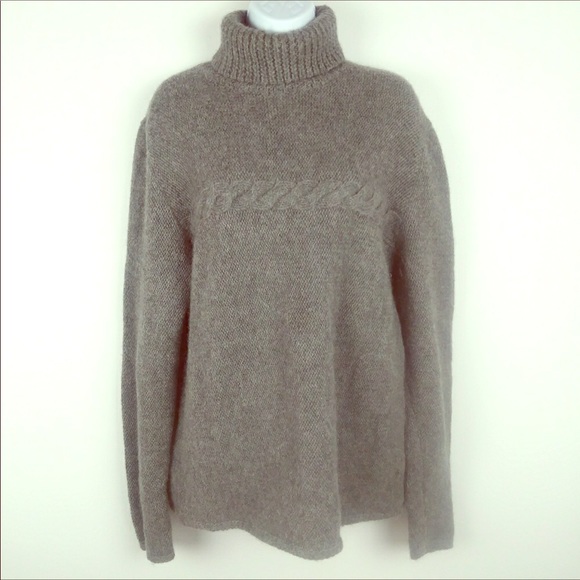 Banana Republic Sweaters - Banana Republic Alpaca cozy sweater